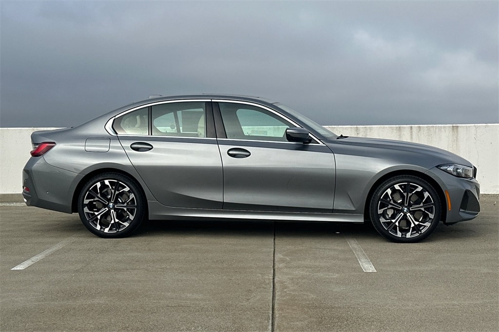 New 2026 BMW 330i NA Sedan