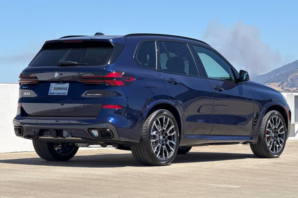 New 2026 BMW X5 PHEV xDrive50e SUV