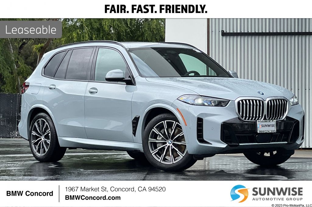 2026 BMW X5 xDrive50e's photo