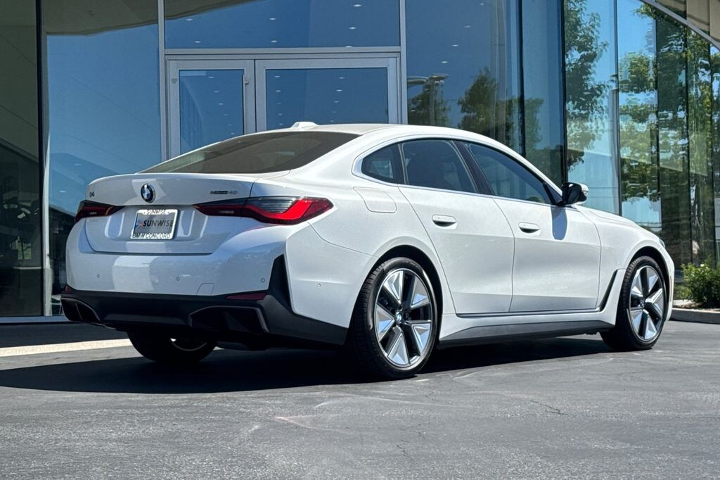 New 2026 BMW i4 eDrive40 Hatchback