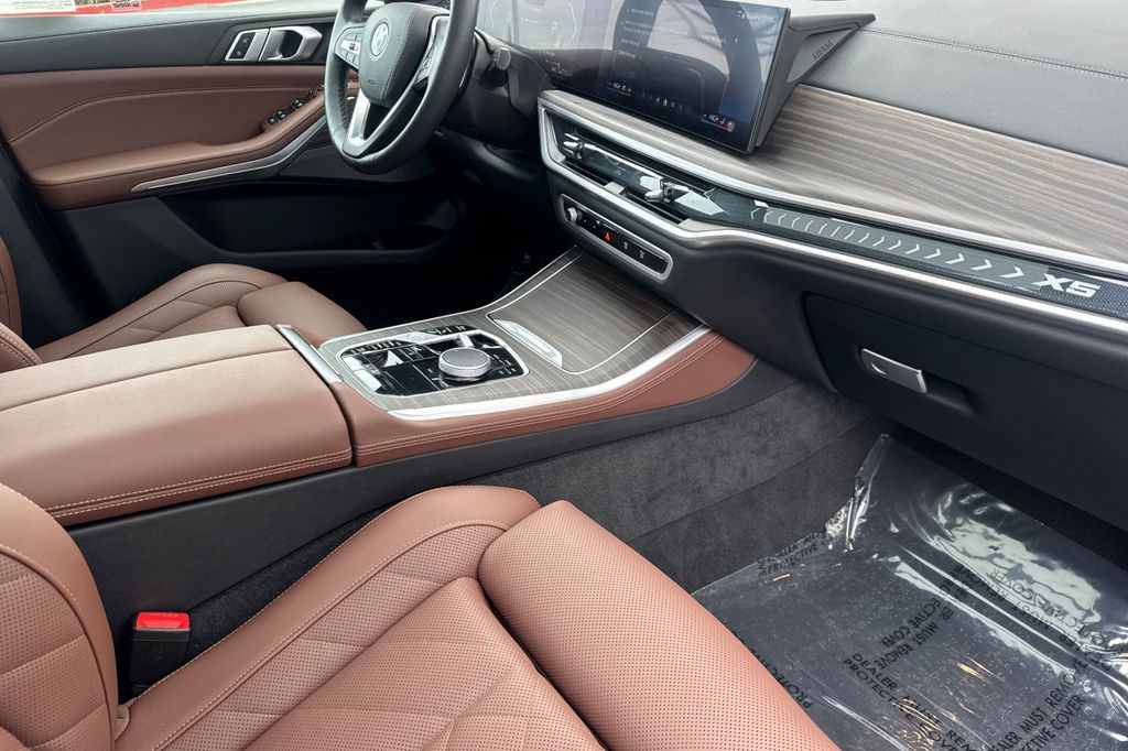2025 BMW X5 40i - Photo 18