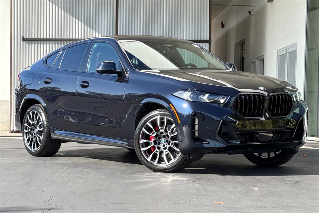 New 2026 BMW X6 xDrive40i SUV