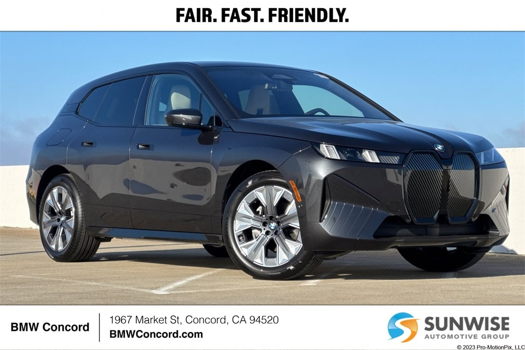 2026 BMW iX 45's photo