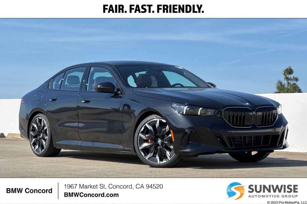 New 2026 BMW 550e xDrive Sedan