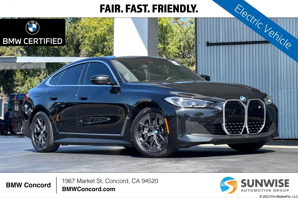 2024 BMW i4 eDrive40's photo