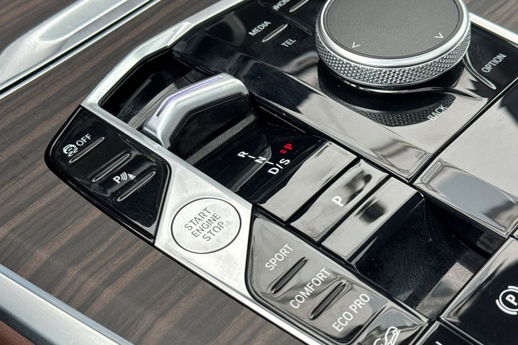 2025 BMW X5 40i - Photo 25