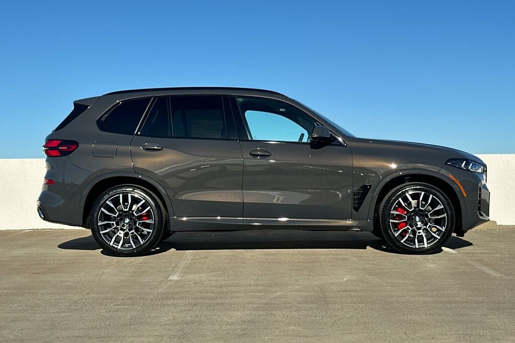 New 2026 BMW X5 xDrive40i SUV