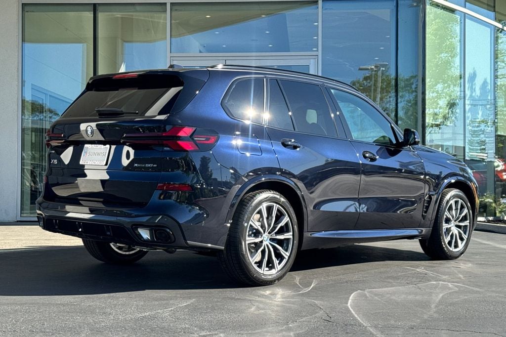 New 2026 BMW X5 PHEV xDrive50e SUV
