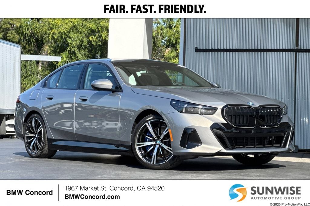 2026 BMW 5 Series 550e xDrive Sedan's photo