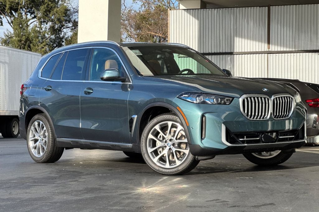 New 2026 BMW X5 xDrive40i SUV