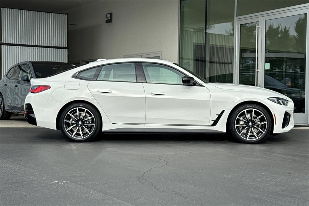 New 2025 BMW i4 xDrive40 Gran Coupe