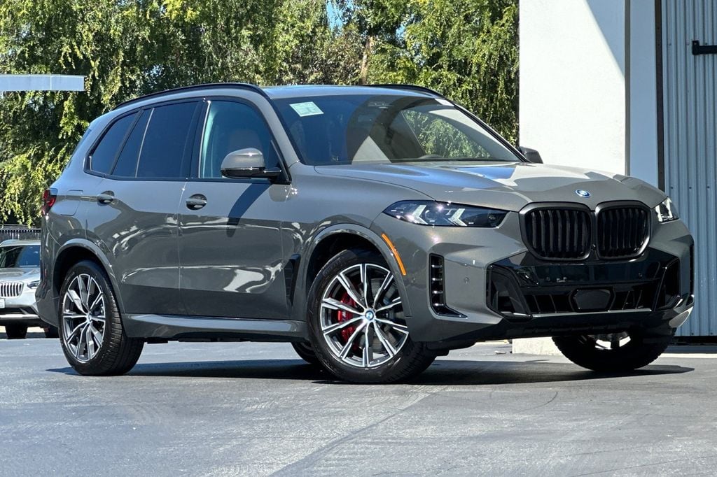 New 2026 BMW X5 PHEV xDrive50e SUV