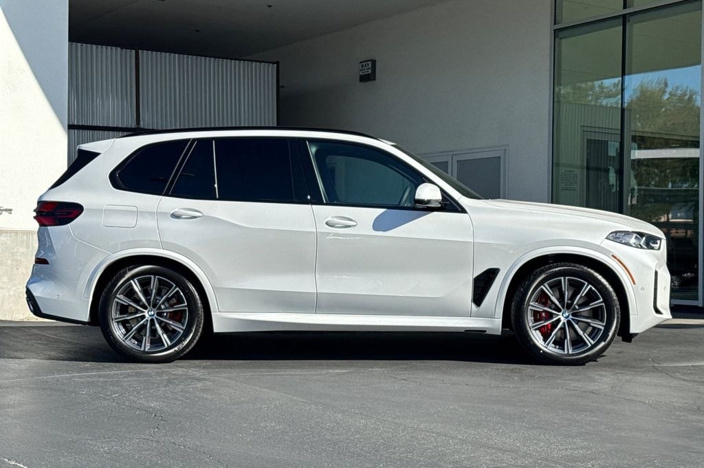 New 2026 BMW X5 PHEV xDrive50e SUV