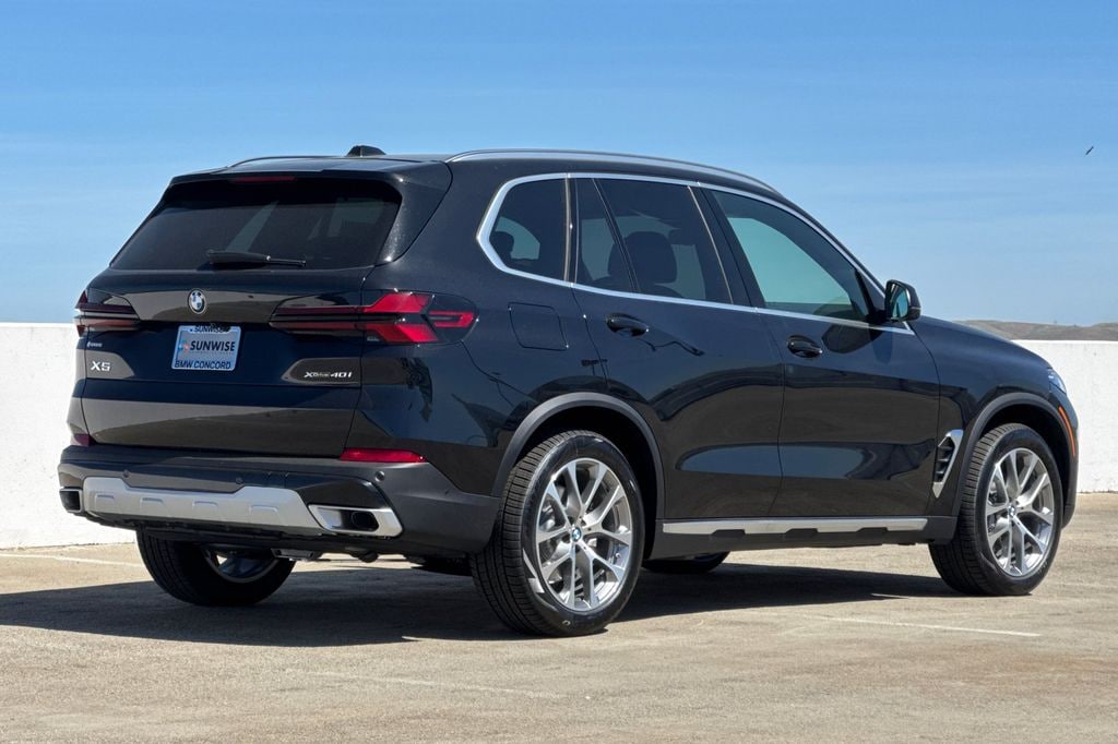 New 2026 BMW X5 xDrive40i SUV
