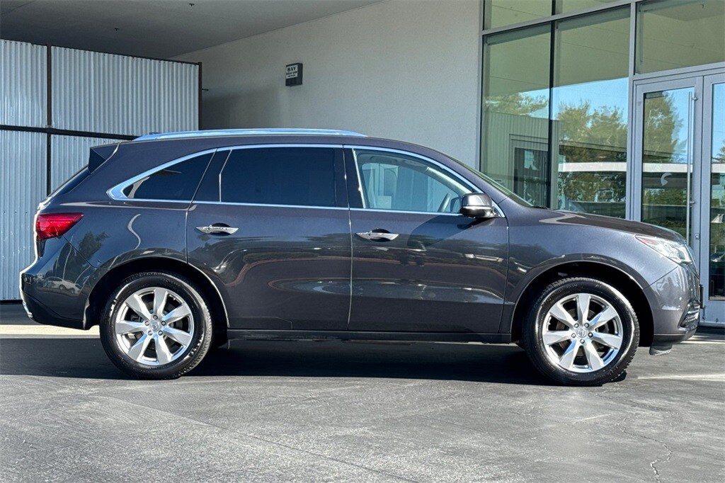 2016 Acura MDX Advance photo 3