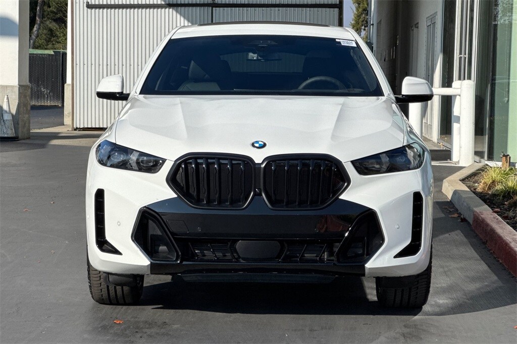 New 2026 BMW X6 xDrive40i SUV