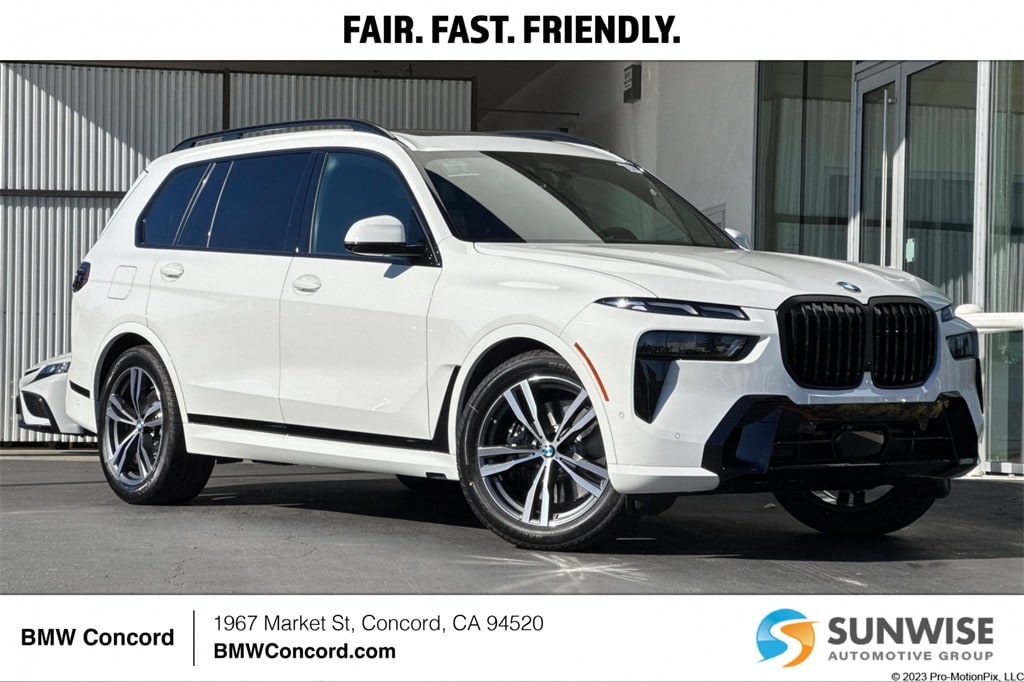2026 BMW X7 40i's photo