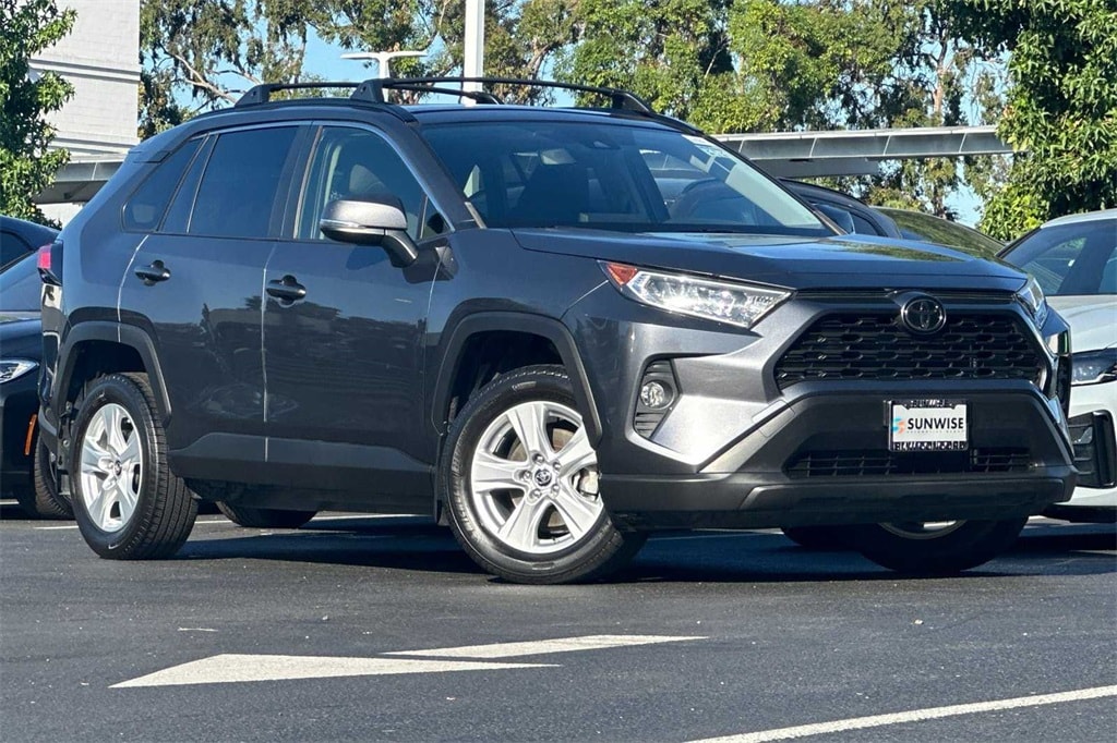 Used 2019 Toyota RAV4 XLE with VIN JTMW1RFV6KD504644 for sale in Concord, CA