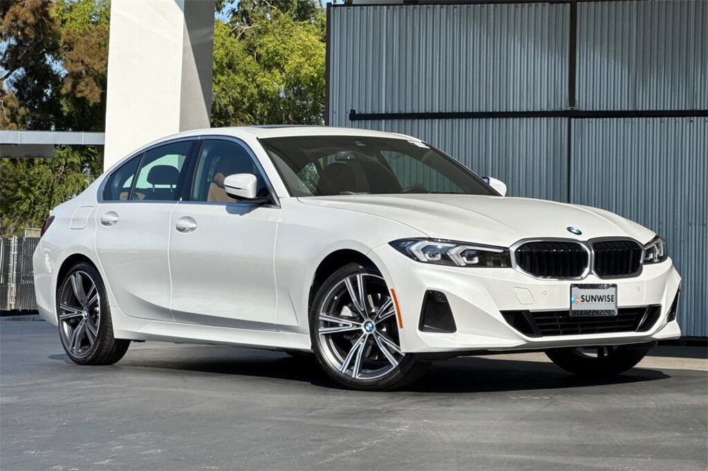 2024 Bmw 330i photo 2