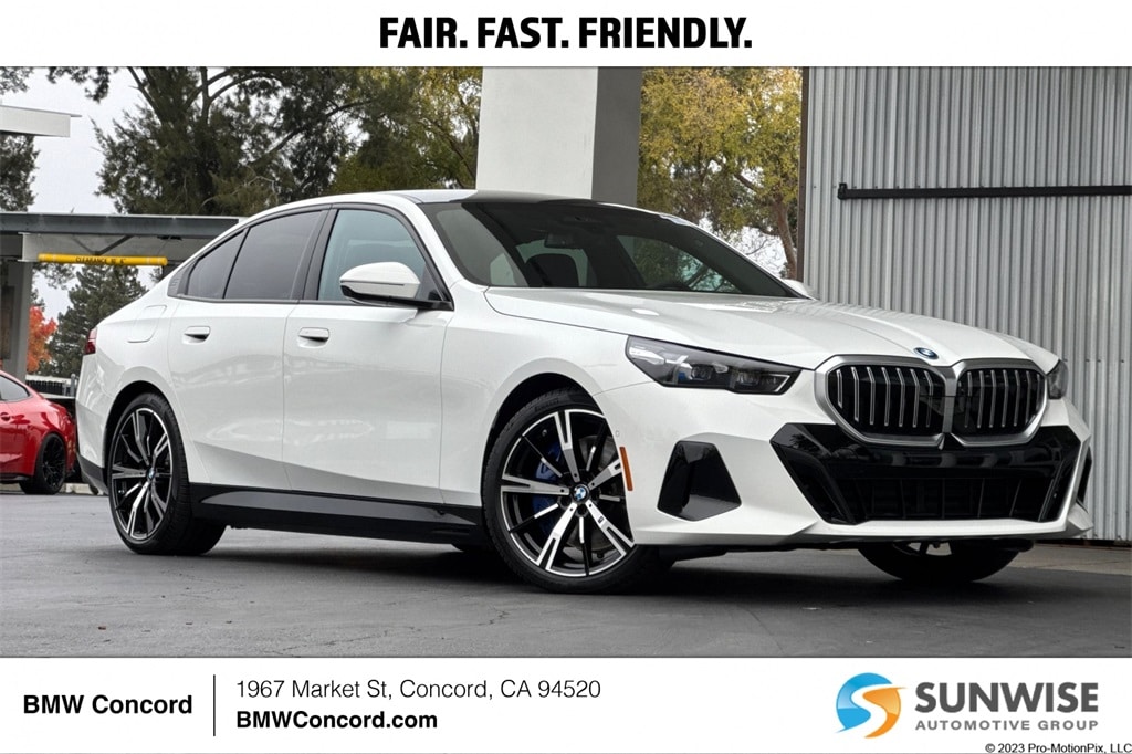 2026 BMW 5 Series 550e xDrive