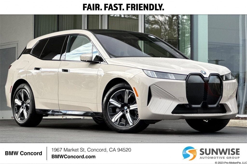 2026 BMW iX 45's photo