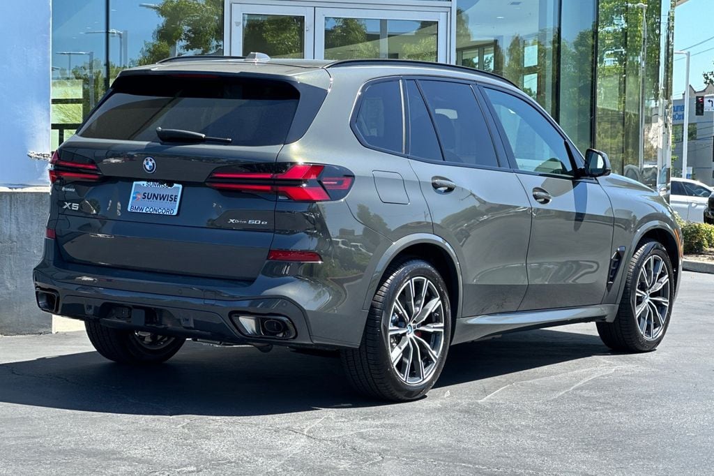 New 2026 BMW X5 PHEV xDrive50e SUV