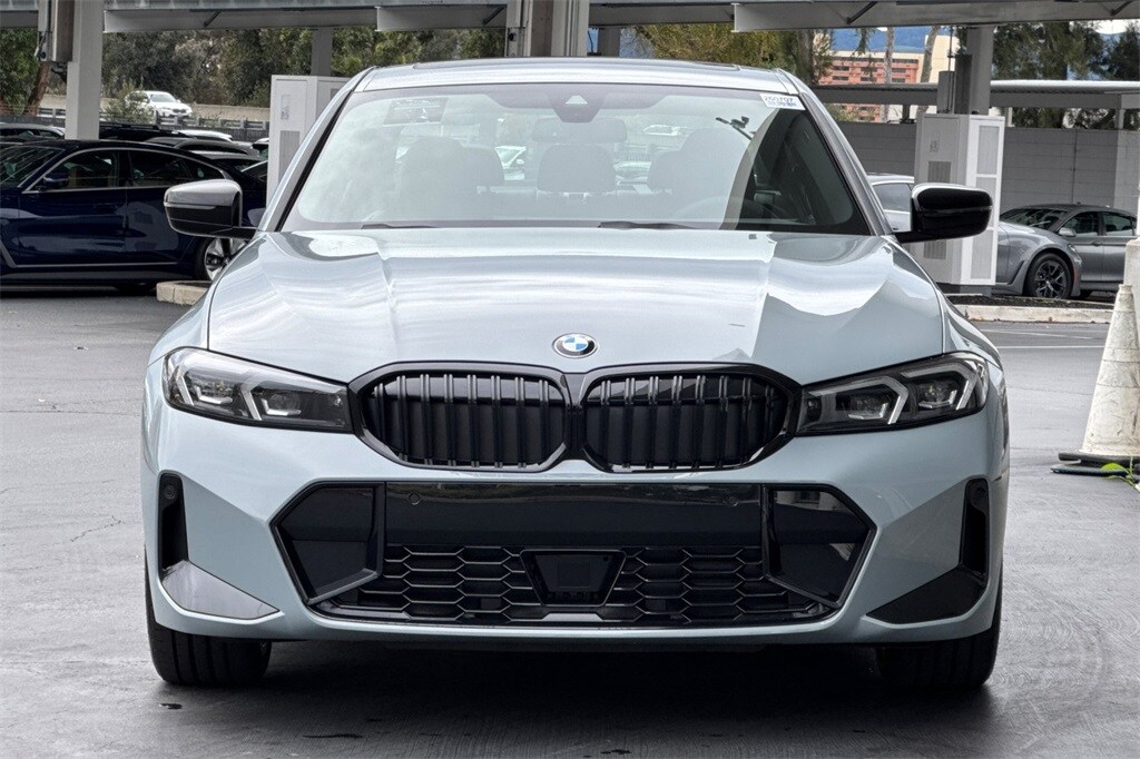 New 2026 BMW 330i NA Sedan