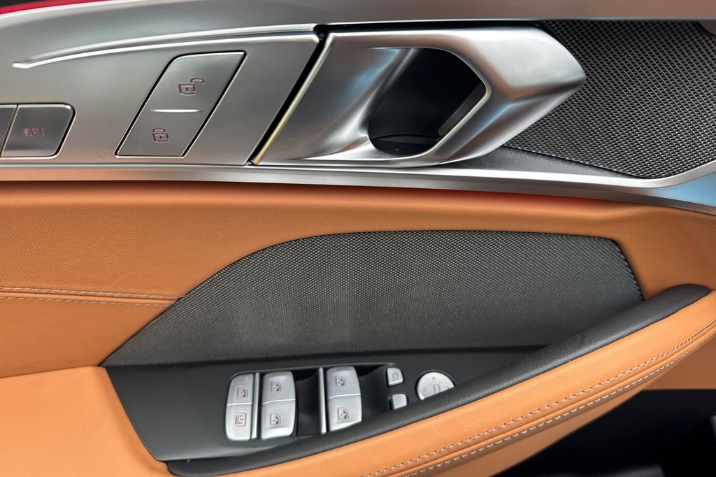 2026 BMW 8 Series 840i - Photo 8