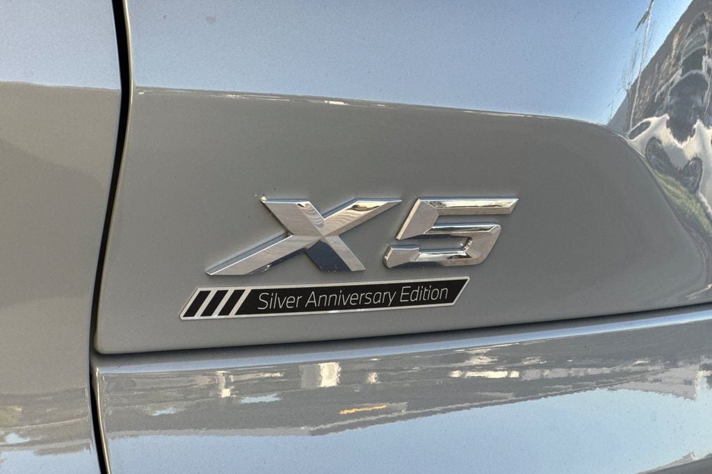 2025 BMW X5 40i - Photo 34