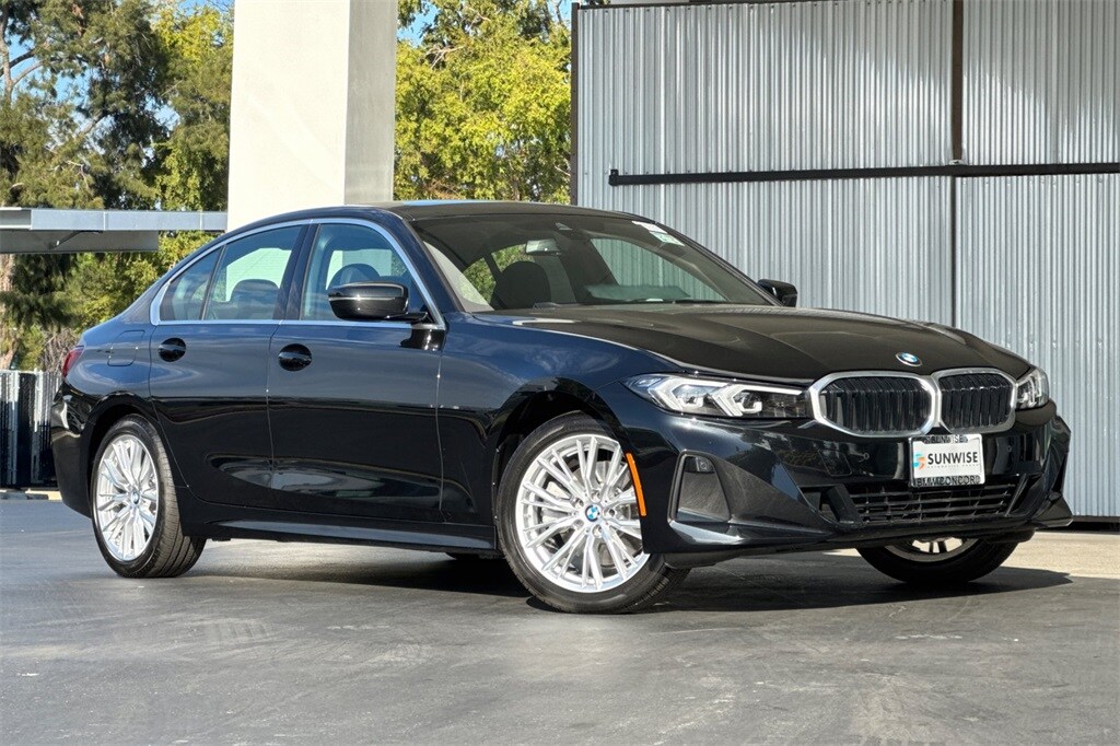 2024 Bmw 330i photo 2