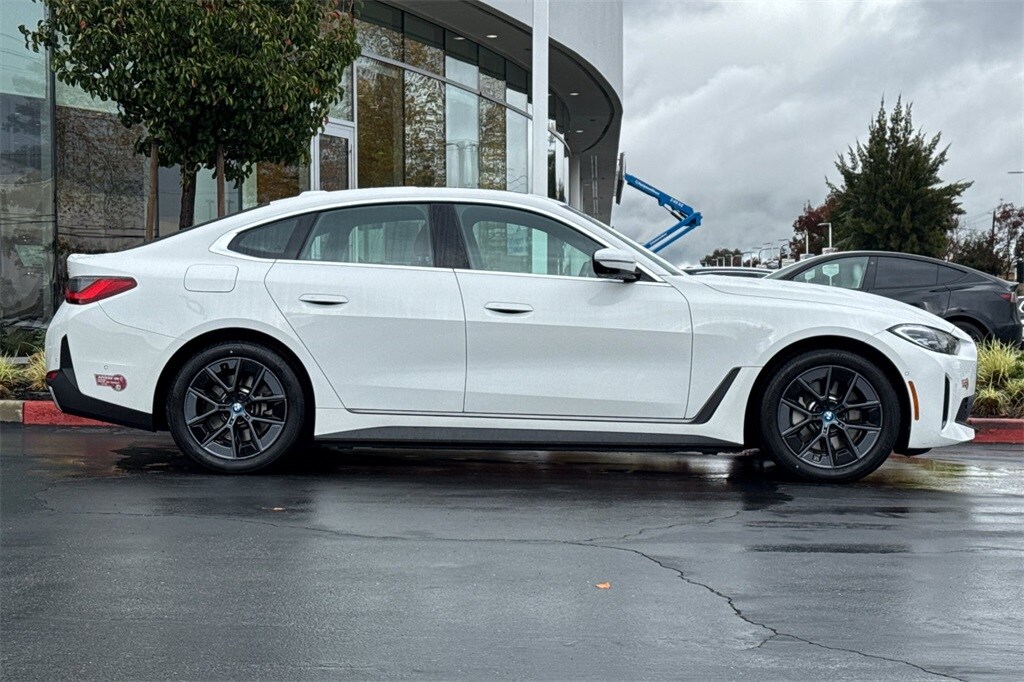 2023 Bmw i4 eDrive40 photo 3