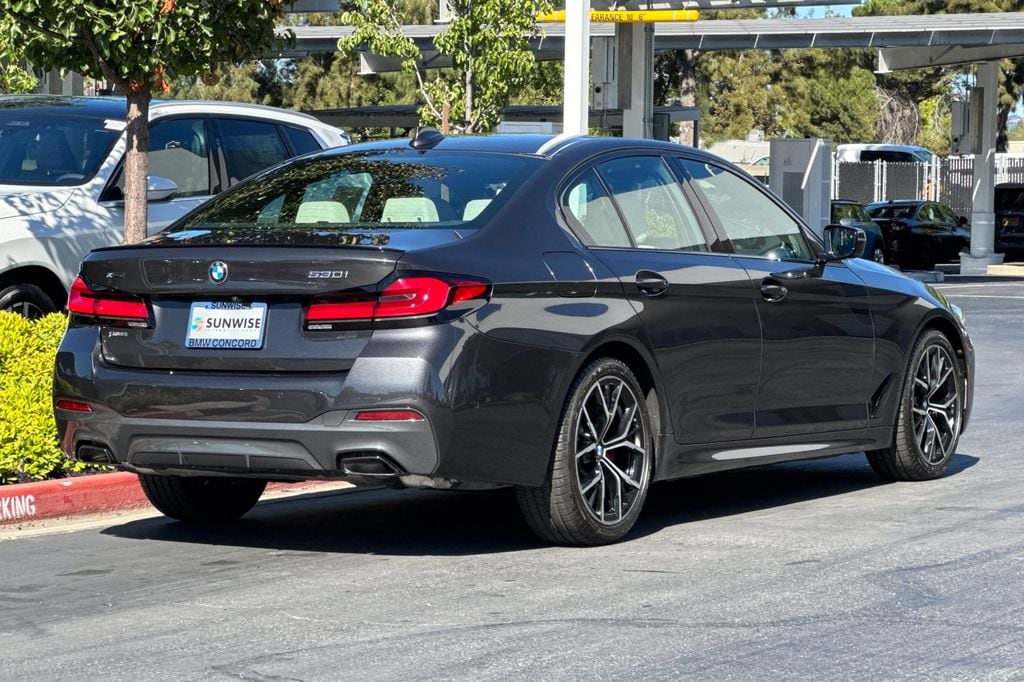 Certified 2023 BMW 530i xDrive Sedan