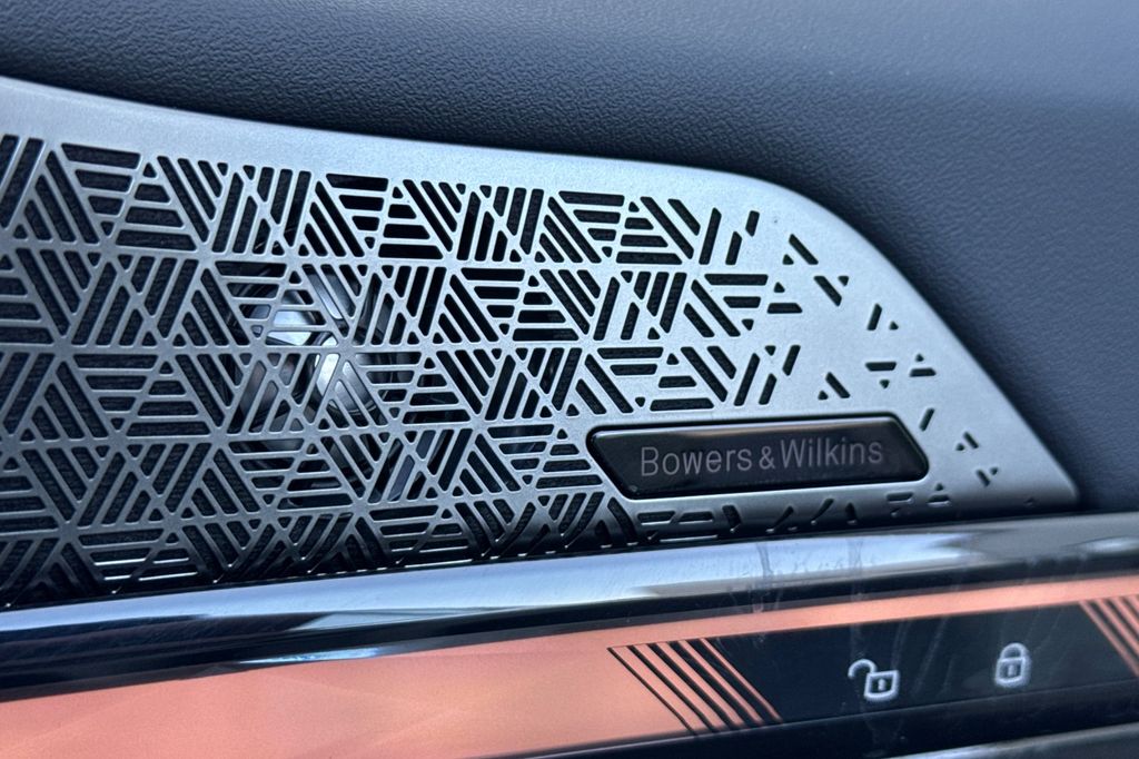 2024 BMW i5 40 - Photo 20