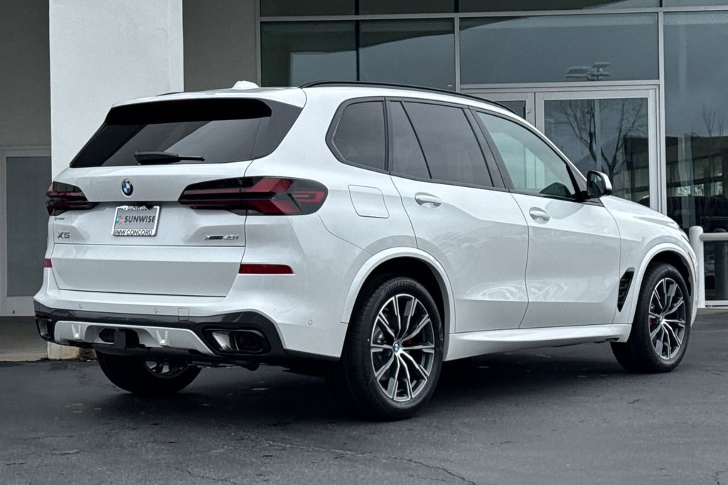 New 2026 BMW X5 xDrive40i SUV