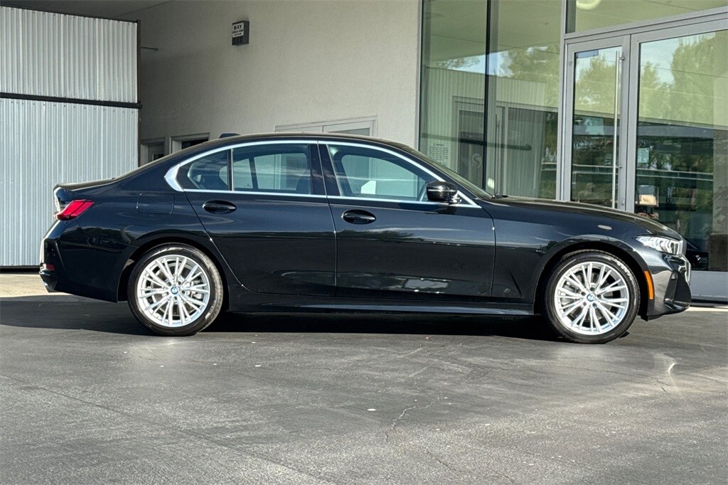 2024 Bmw 330i photo 3