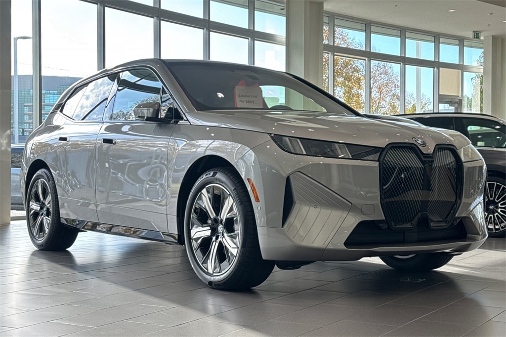 New 2026 BMW iX xDrive45 SUV