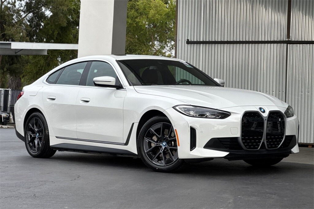 2024 Bmw i4 eDrive35 photo 2