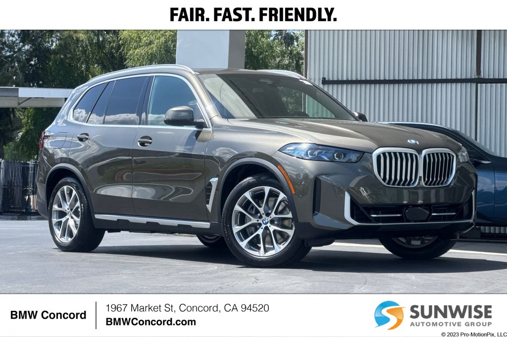 2026 BMW X5 xDrive50e's photo