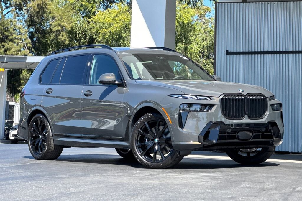 New 2027 BMW X7 xDrive40i SUV