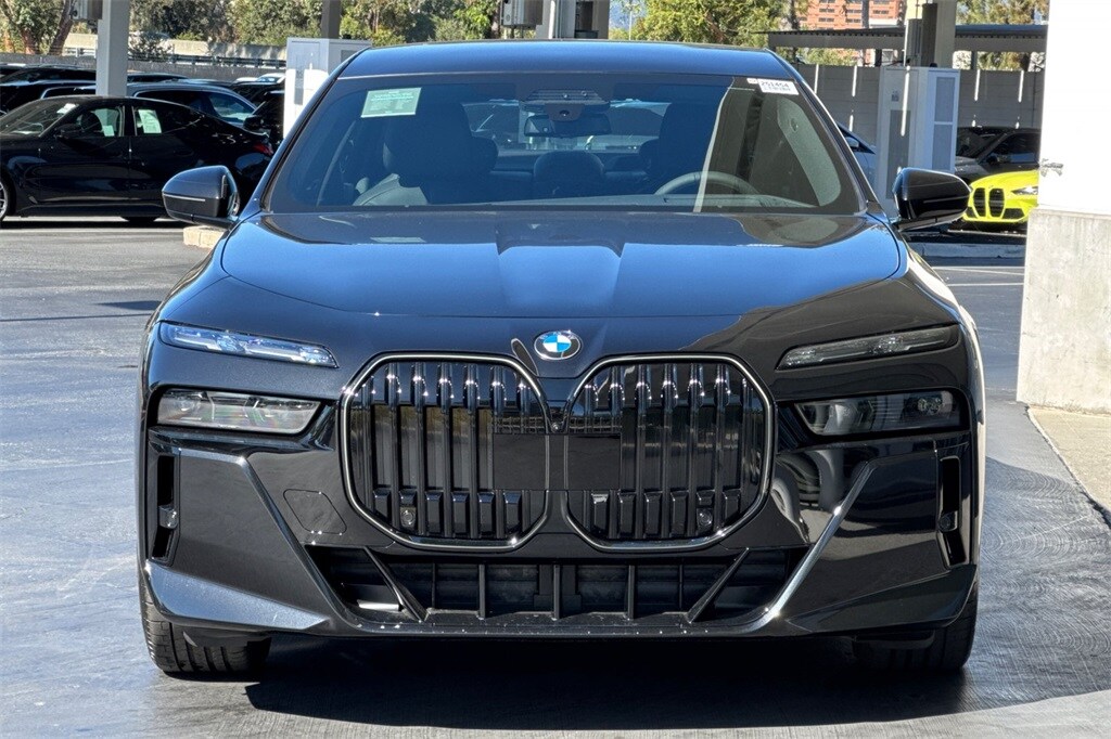 2025 Bmw 760i xDrive photo 3
