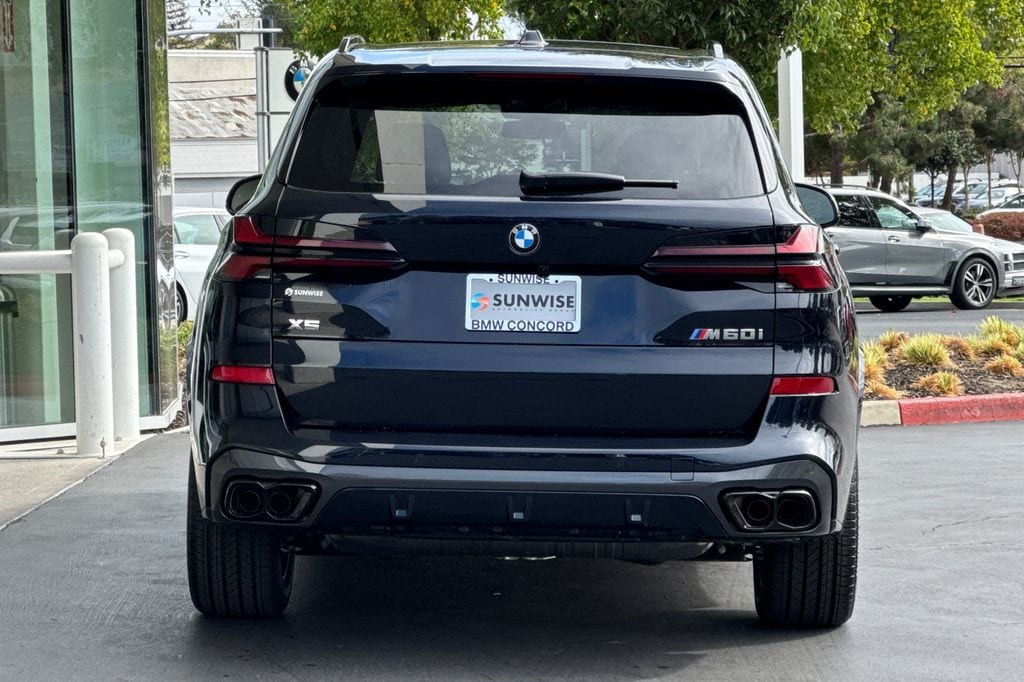 2026 BMW X5 M60i - Photo 6