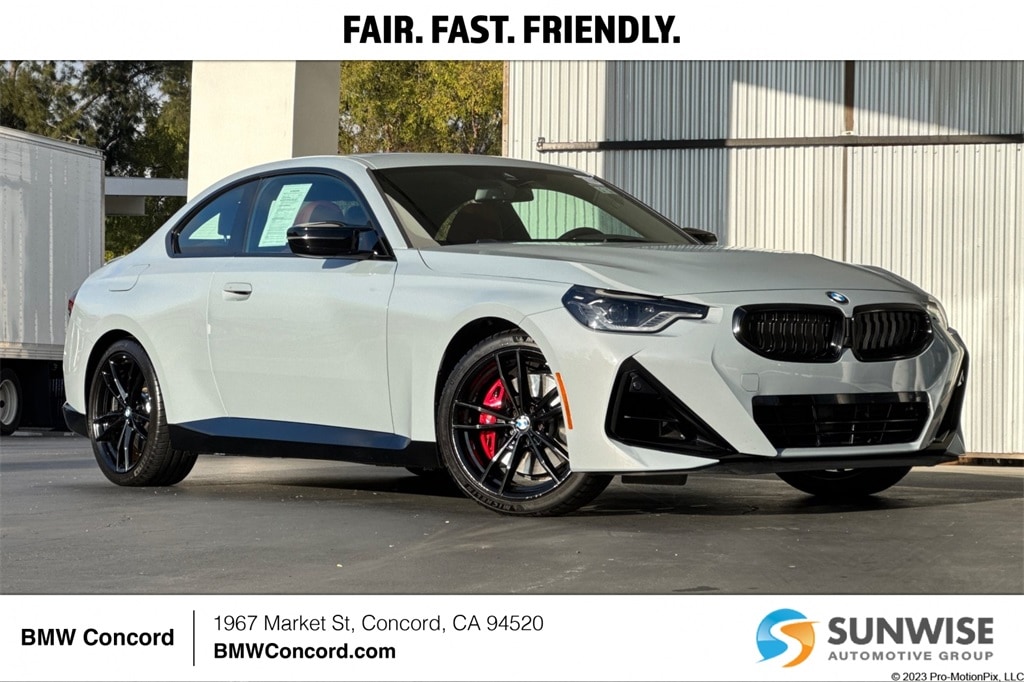 2022 BMW 2 Series M240i's photo