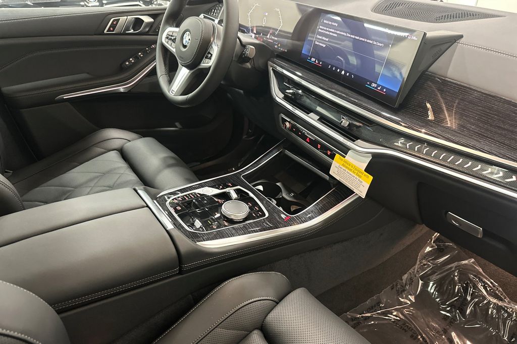 2026 BMW X5 40i - Photo 14