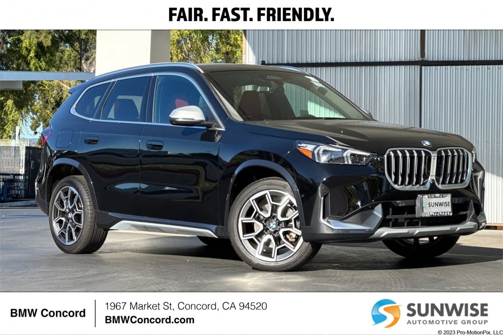 2024 BMW X1 28i's photo