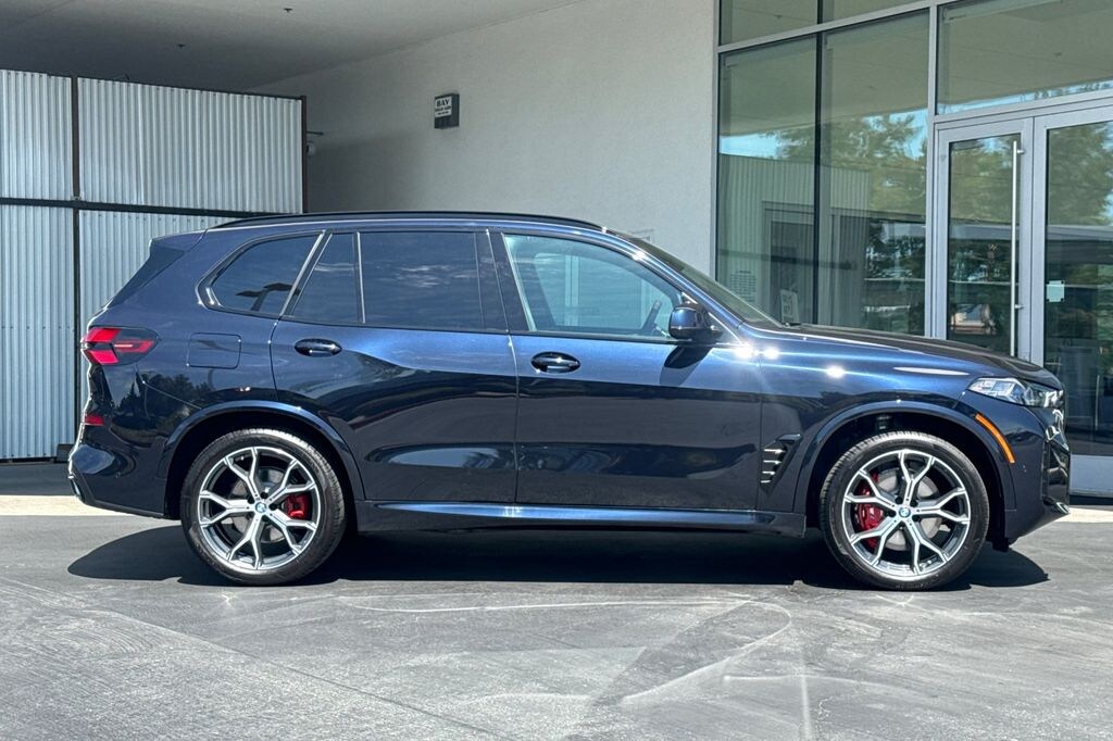 New 2026 BMW X5 xDrive40i SUV