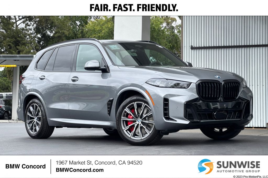 2026 BMW X5 xDrive50e's photo