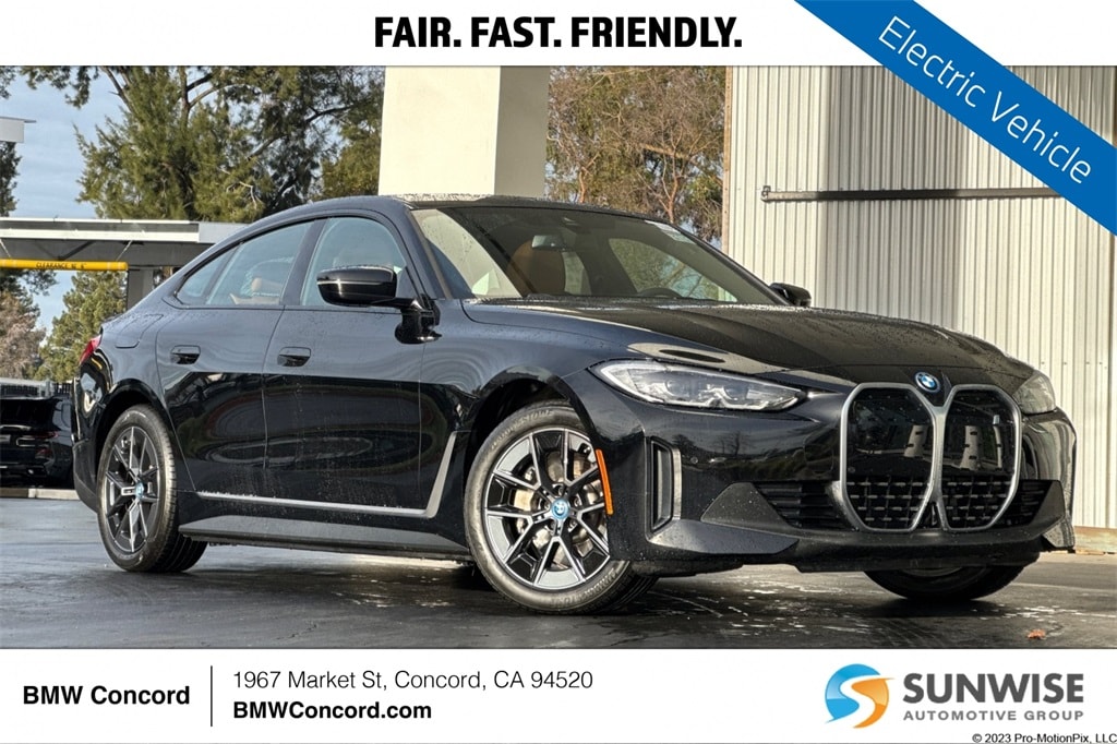 2023 BMW i4 35's photo