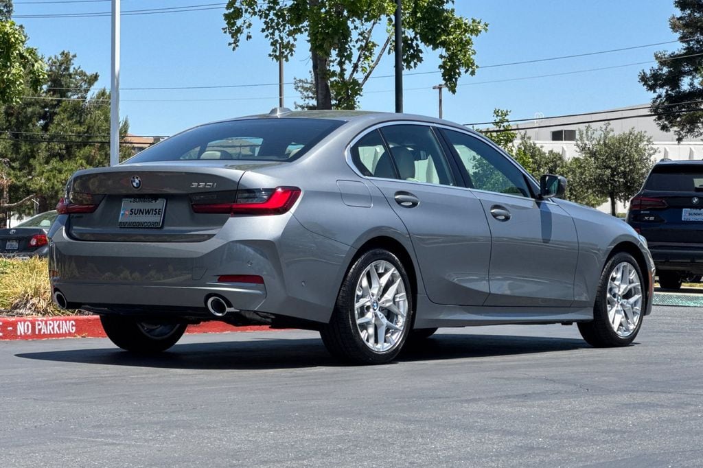 New 2026 BMW 330i Sedan