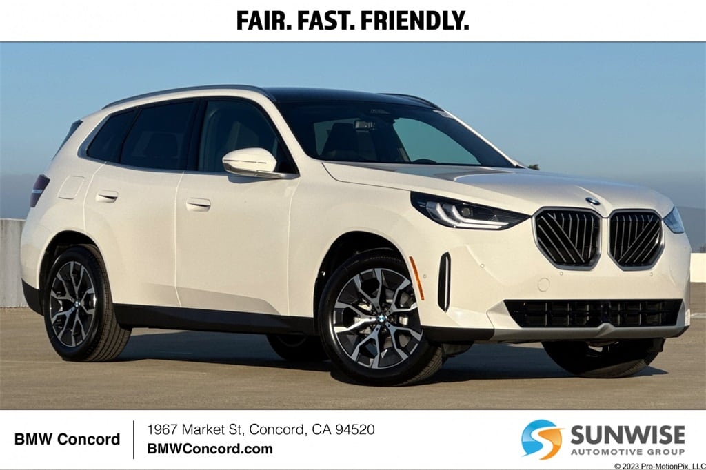 2026 BMW X3 30's photo