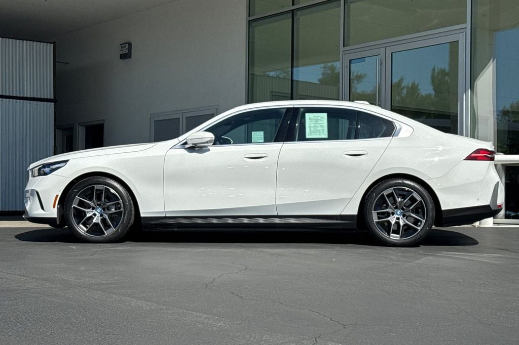 2024 BMW i5 40 - Photo 7